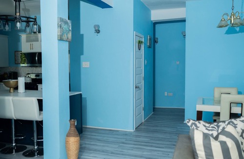 Belmont Apartment | Sea View Villa Charming 2 Bedroom Oasis