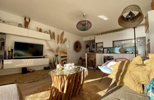 Palavas-les-Flots Apartment | SEA VIEW, walk-through apartment, air-conditioned
