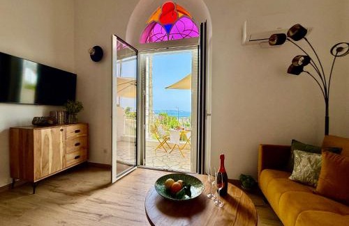 Golfe Juan Apartment | Sea-vue 2 Bedroom apartment in Golfe-Juan close to beach