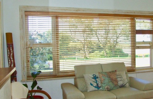 Victor Harbor Cottage | Seabreeze and lovely ocean views - Short walk to city centre!