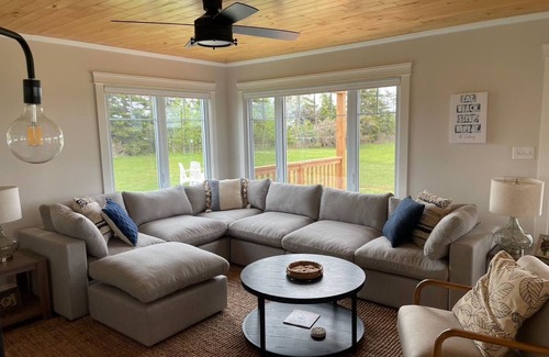 Souris House | Seabreeze Beach Retreat