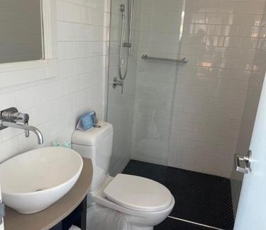 Nelson Bay Hotel | Seabreeze Hotel