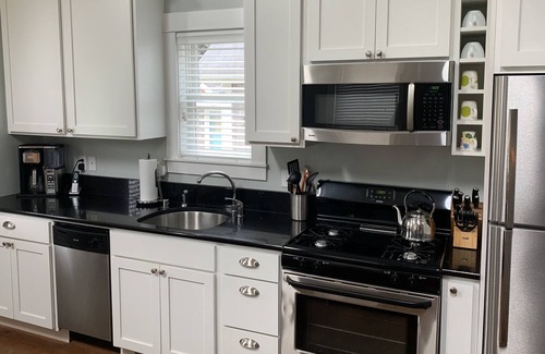 Seabrook House | Seabrook's Dolce Vita: Dog Friendly!