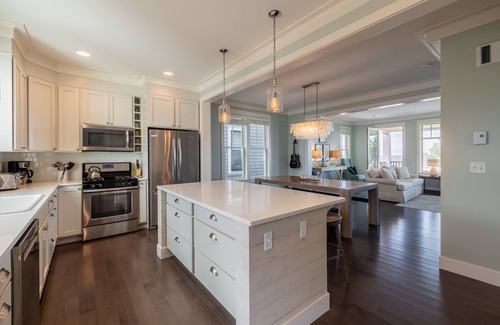Seabrook House | Seabrook's Sandy Side Up, a spacious, oceanview home!