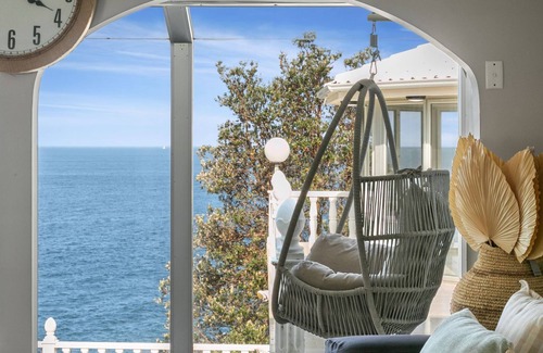 Kiama House | Seacliff Escape a magnificent holiday rental in the stunning coastal town of Kiama.
