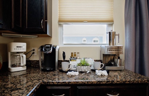 New Buffalo Apartment | Seaclusion Condo on the Harbor