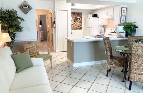 Gulf Shores Condo | Seacrest on West Beach.6th Floor.Fabulous Views.Gulf Front.Local Owner