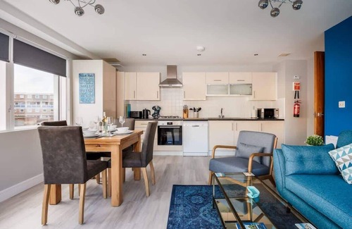 Poole Apartment | Seafarers - Apartment, Central Location