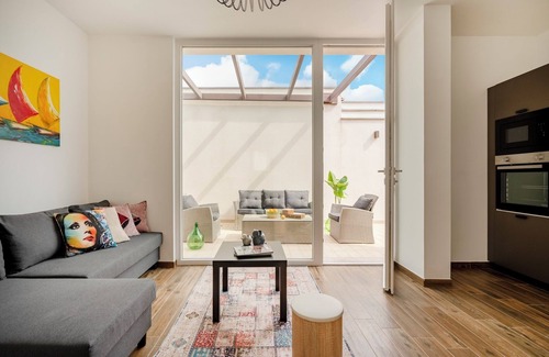 Monopoli Apartment | Seafront Apartment with Breathtaking Views in Monopoli