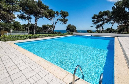 Cascais Villa | Seafront Beach Villa - Unit 1 by Portugal Portfoli