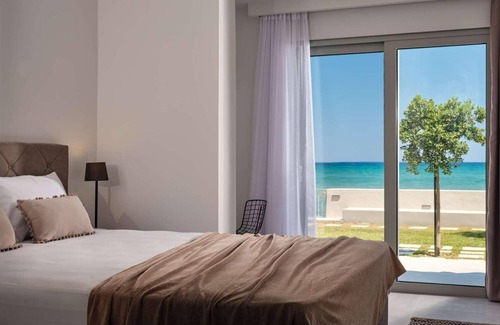 Argassi Villa | Seafront, Luxury, Car Optional