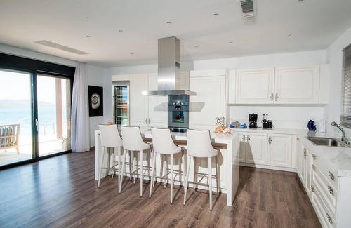 Kounelion Villa | Seafront Private Villa with a heated pool