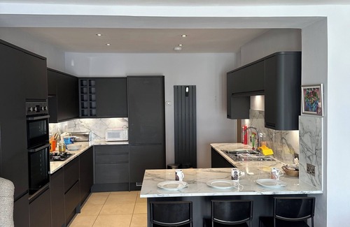 Mumbles House | Seafront Property