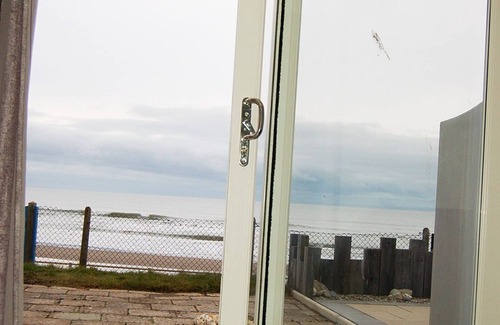Tywyn House | Seagull Beach House in Tywyn