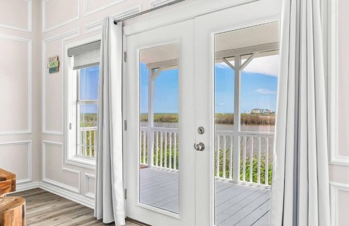 Surfside Beach House | SeaHaven - private pool and with so many amazing views. Hot tub only