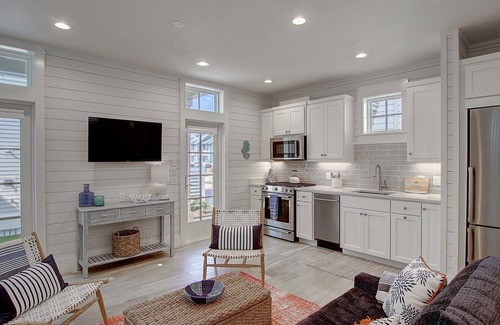 Cinnamon Shore Cottage | Seahorse Cottage 230 RO C1