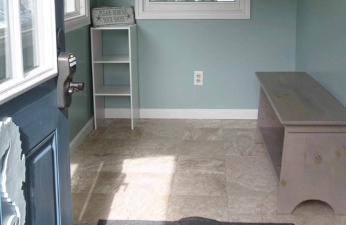 Seward House | Seahorse Cottage- an Ocean View Family Home