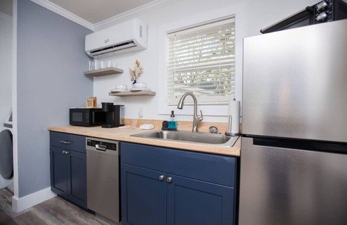 Biloxi House | Seahorse Studio - A Downtown Retreat