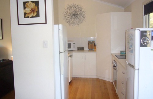 Kingscote House | SeaKI - Holiday Home Kingscote - Quarter Acre