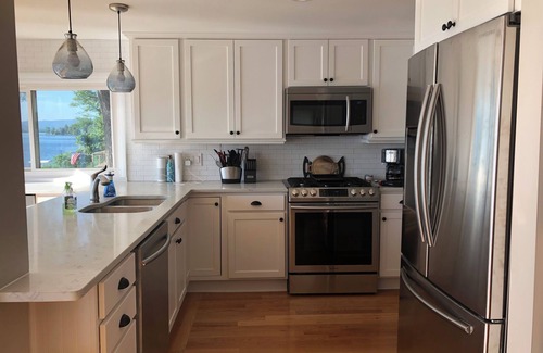 Honeoye House | Seamus and Shea’s West Lake Retreat-sleeps 15
