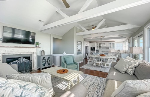 Bald Head Island House | Searenity Now BHI - Spectacular Ocean Front Luxury Home, Sleeps 10