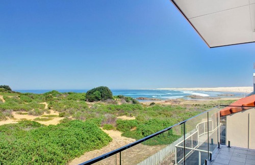 Anna Bay House | Seas the Day 41A