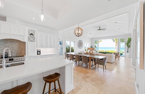 Great Exuma House | Seas The Day