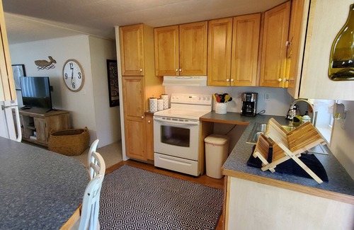 Grove City House | SEAS THE DAY
