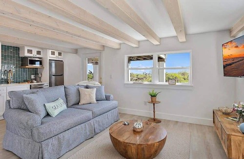 St. Augustine House | Seascape Cottage | Wren Beach Rentals