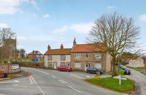 Flamborough House | Seashell Cottage - Uk48616