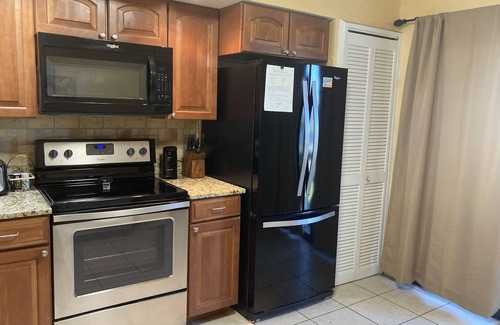 St. George Island Condo | SEASHELL ESCAPE - Pool & Beach Front 2 Bedroom sleeps 6 - Enjoy!