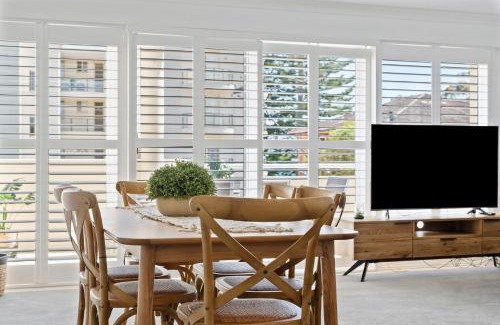 Nelson Bay Apartment | Seashells Sweet Retreat 450m walk to CBD