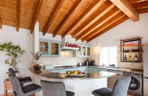 Aljezur Ski Chalet | Seashore Escape