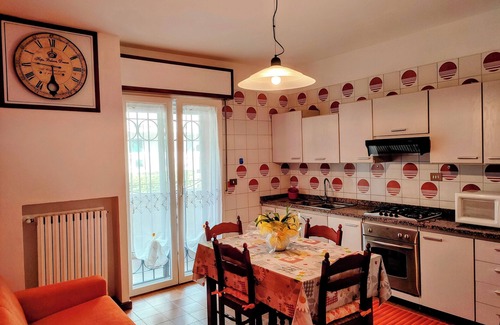 Marina Centro Apartment | Seaside Apartment with beach included