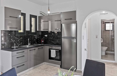 Kokkini Chani House | Seaside Charm near Heraklion,Villa Maro II Getaway