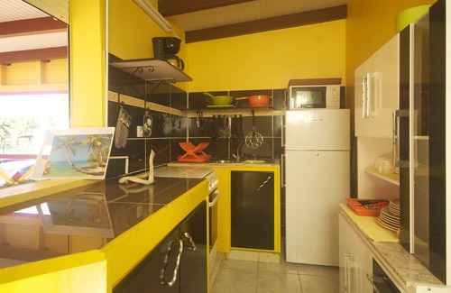 Deshaies Cottage | SEASIDE COTTAGE-LOC. VEHICLE-SPA-PISCINE-beach equipment rental.