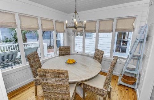 Seaside House | Seaside Cottage "SEA SHACK" Adorable Tupelo Street, Sleeps 4 home