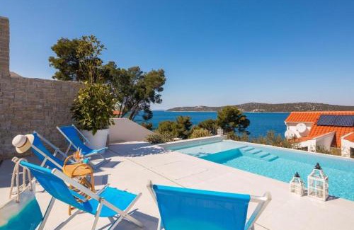 Grebastica House | Seaside family friendly house with a swimming pool Sparadici, Sibenik - 24200