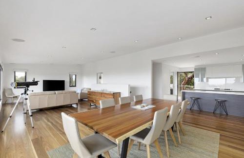 Anglesea House | Seaside Haven