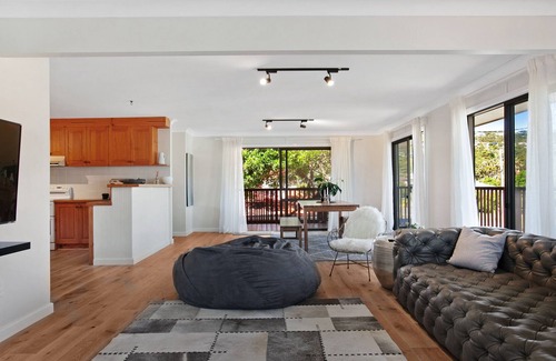 Copacabana House | Seaside Haven Copa, 150m flat walk to beach