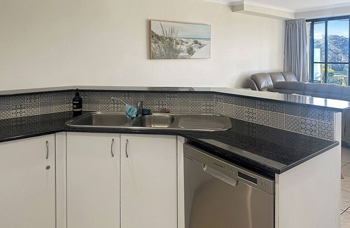 Avoca Beach Apartment | Seaside Haven - resort living in the heart of Avoca Beach!