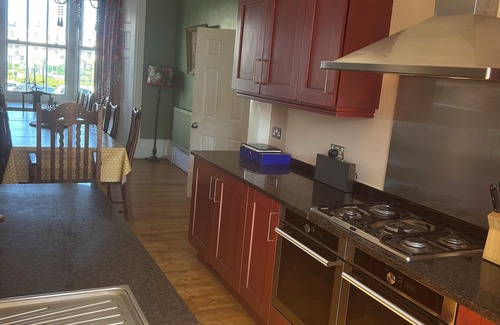Ramsgate House | Seaside Holiday Let, Ramsgate, multi-gen, occasions, big birthdays, parking,14