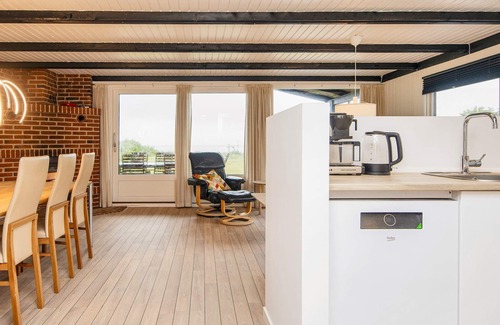 Bjert House | Seaside Retreat with Swing - By Traum Ferienwohnungen