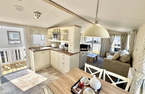 Sewerby House | Seaside Road 11A - Pet Friendly