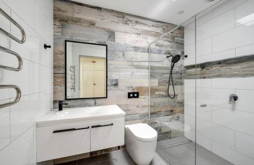 Port Macquarie House | Seaside Serenity~GamesRoom~HotSpa!