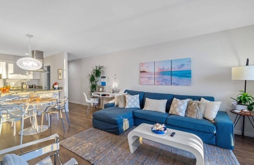 Ocean Beach Condo | Seaside State of Mind - Sweeping Ocean-View Condo