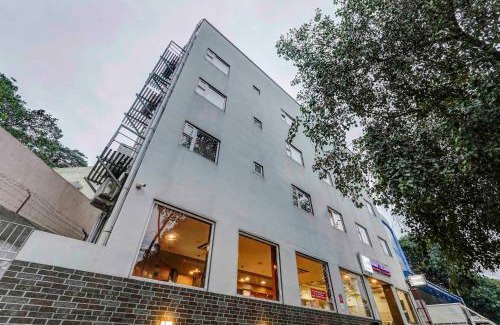 Teynampet Hotel | Season 4 Residences - Nungambakkam Near US consulate, Apollo Hospital, Shankar Nethralaya