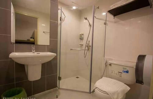 Mae Kon Hotel | Season Namkorn Resort