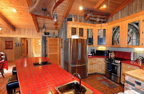 McCall House | Seasons at McCall - Indoor Pool - Game Room - Outdoor Hot Tub - Bar room - Pool table