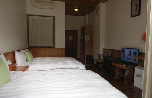 Jiaoxi House | Seasons Inn